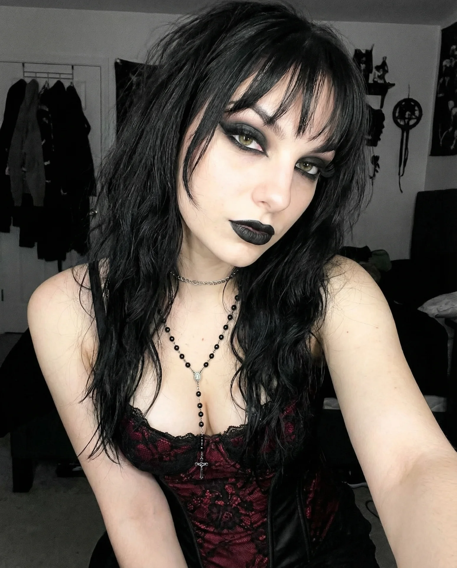 Jade Thorn - Playbella Social Creator